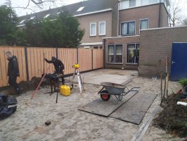 Aanleg achtertuin cortenstaal / buitenkeuken / schutting Fransebaan Eindhoven