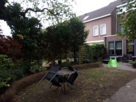 Aanleg achtertuin cortenstaal / buitenkeuken / schutting Fransebaan Eindhoven