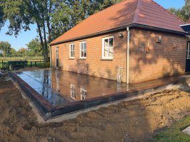 Aanleg achtertuin / bestrating Borkel en Schaft