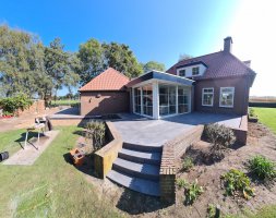Aanleg achtertuin / bestrating Borkel en Schaft