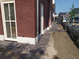 Keramische tegels icm gebakken klinkers Dommelen