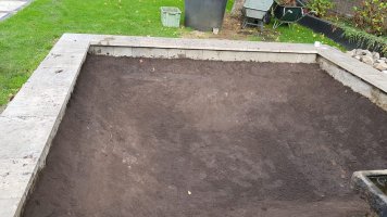 Aanleg bestrating en vijver Bergeijk